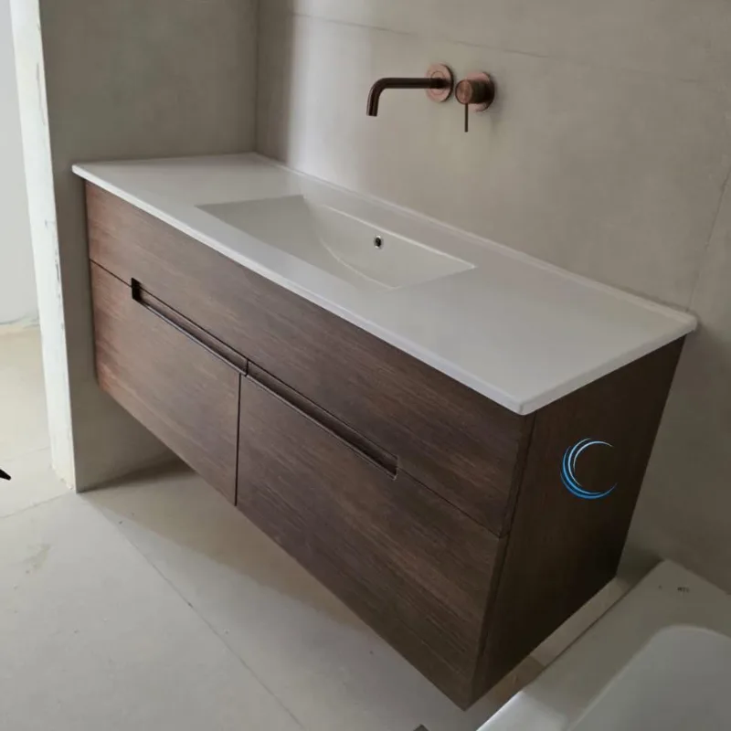 ארון אמבטיה תלוי יוקרתי עץ דור משטח חרס אינטגרלי שקוע- גוון עץ לבחירה