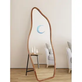 מראת גוף אמורפית עם מסגרת עץ גוון עץ טבעי עם רגל- 170, 180 ס"מ- במלאי **