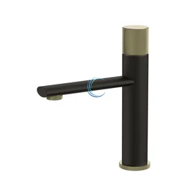 ברז פרח נמוך לכיור שקוע שחור מט בשילוב זהב מט